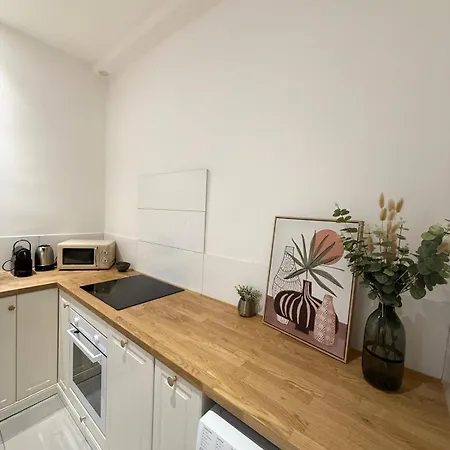 Duboeuf - 1 Bedroom - Old *